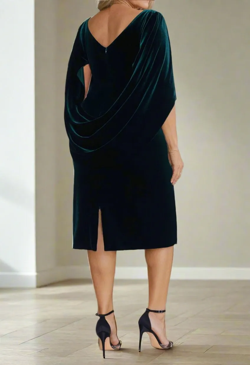 Half Sleeves Knee Length Velvet Mother of The Bride Dresses with Pleats