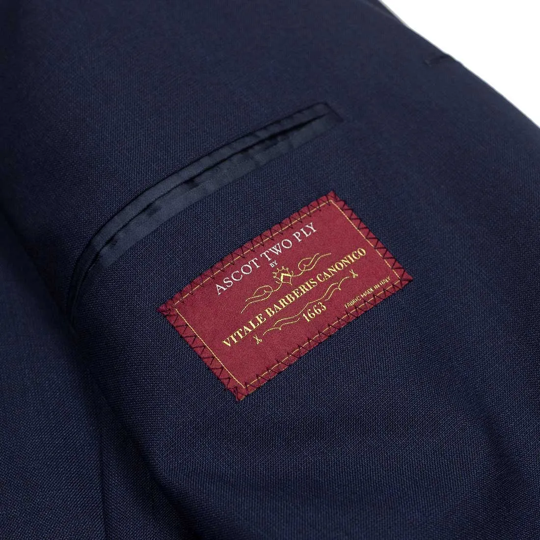 x Sartoria Carrara: Navy lightweight suit in Drapers "Ascot" 2-ply wool 8/9oz